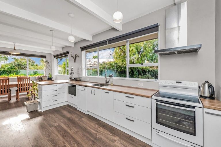 Photo of property in 28 Taumutu Road, Southbridge, 7602