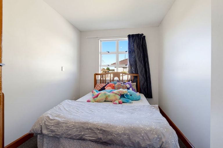 Photo of property in 70 Mcmurdo Street, Tinwald, Ashburton, 7700