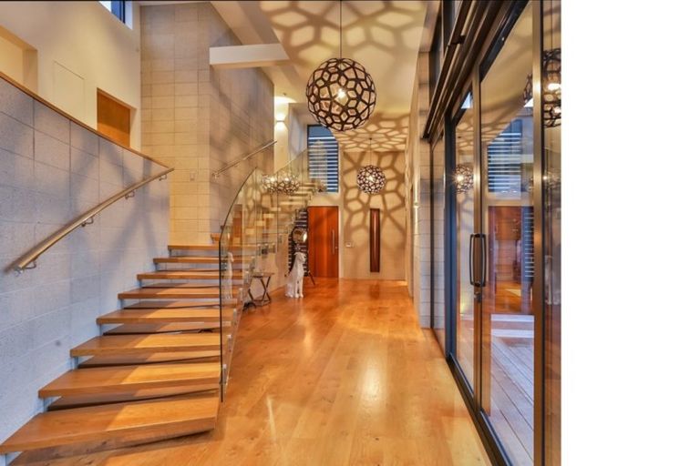 Photo of property in 33 Taumata Road, Omaha, 0986