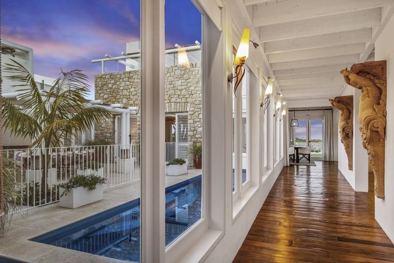 Photo of property in 9 Karahu Lane, Omaha, 0986