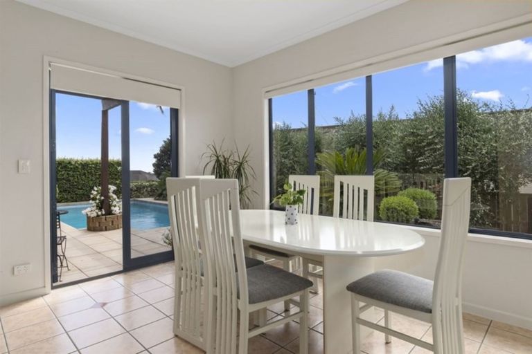 Photo of property in 10 La Cumbre Close, Bethlehem, Tauranga, 3110
