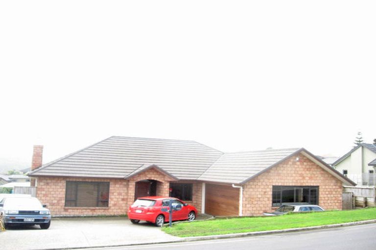 Photo of property in 4 Beirut Court, The Gardens, Auckland, 2105