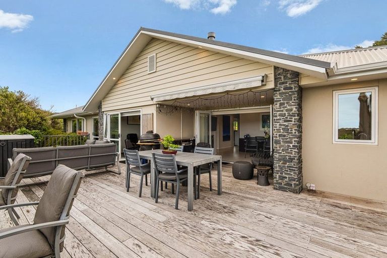 Photo of property in 2 Bella Vista Drive, Gulf Harbour, Whangaparaoa, 0930