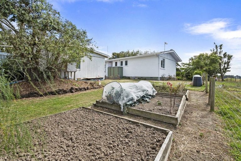 Photo of property in 35 Rosina Road, Tangimoana, Palmerston North, 4473