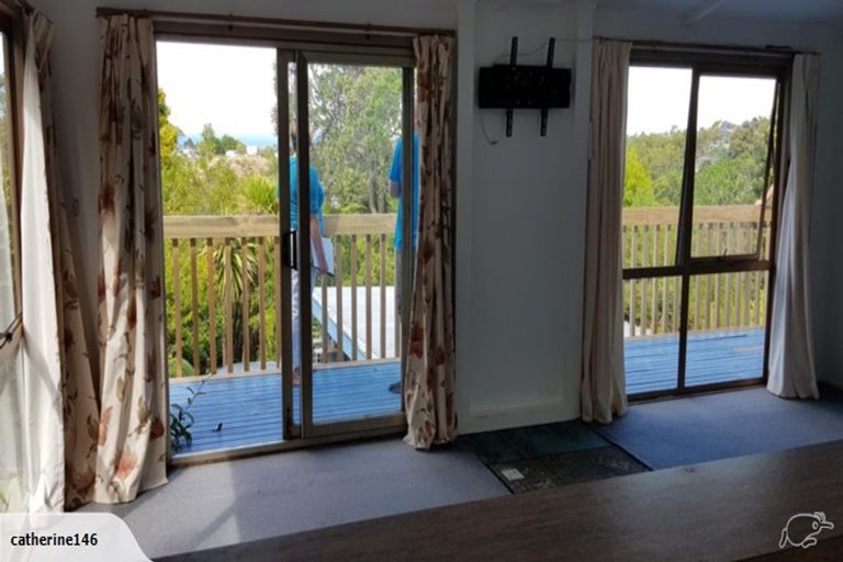 Photo of property in 759 East Coast Road, Northcross, Auckland, 0630