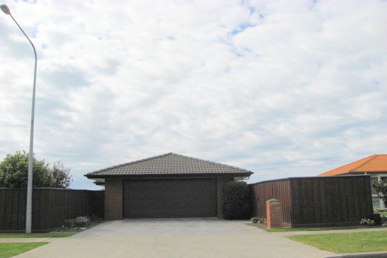 Photo of property in 137 Chinnerys Road, Woodend, 7610