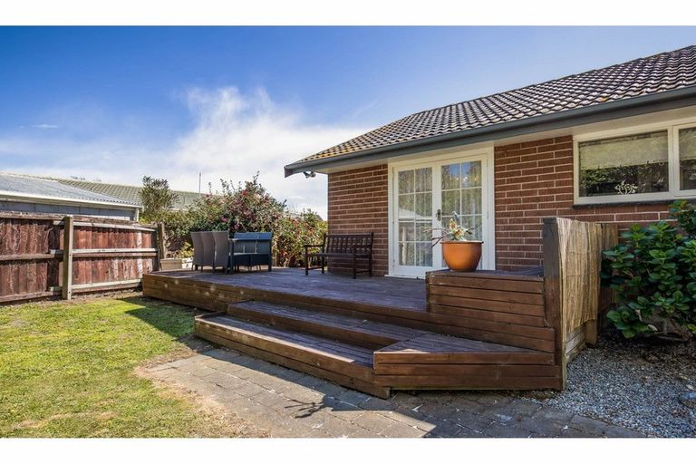Photo of property in 108d Withells Road, Avonhead, Christchurch, 8042