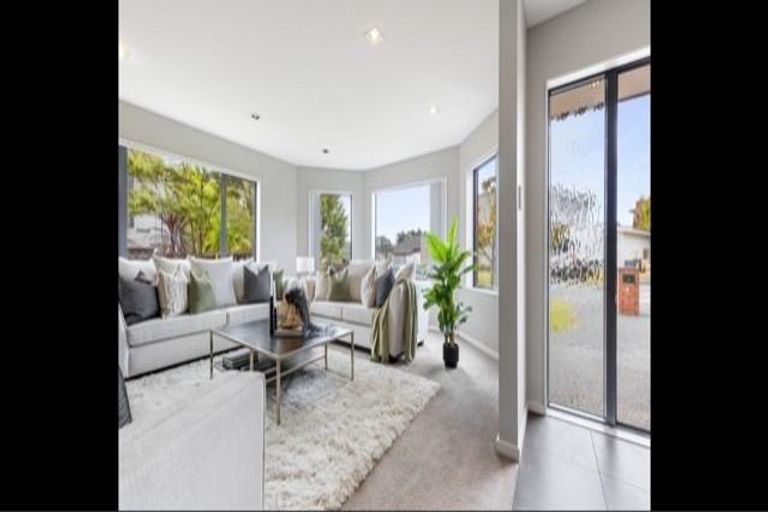 Photo of property in 46 Newbury Place, Schnapper Rock, Auckland, 0632