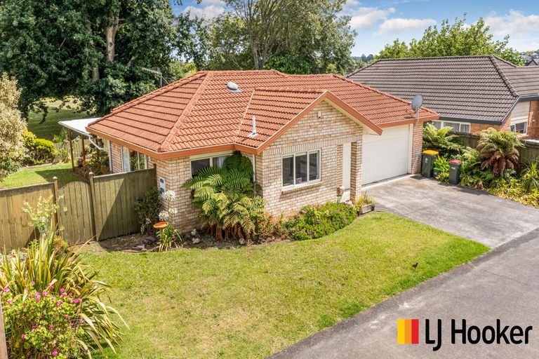 Photo of property in 23 Muirfield Street, Wattle Downs, Auckland, 2103