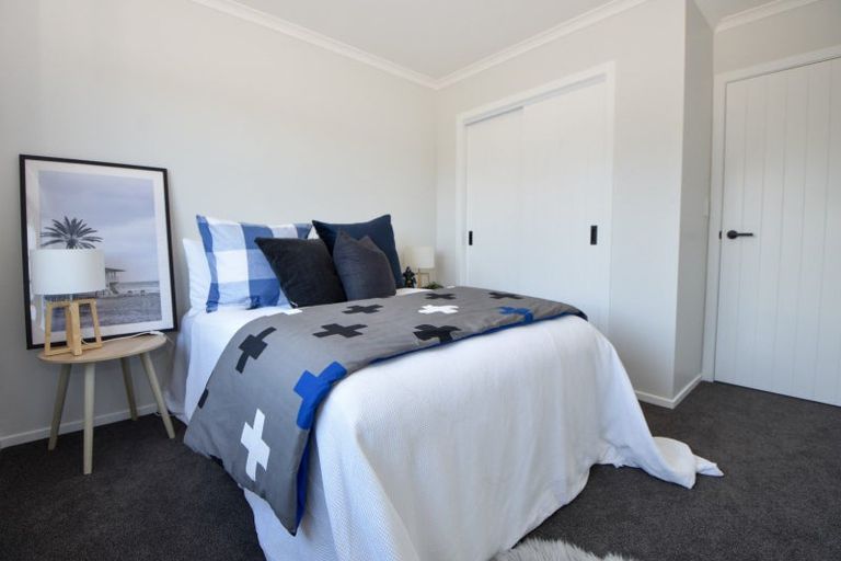 Photo of property in 4 Macrocarpa Lane, Carterton, 5713