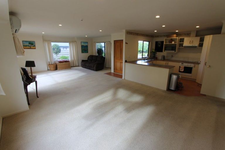 Photo of property in 8 Takawai Place, Nukuhau, Taupo, 3330