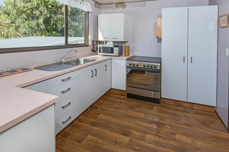 Photo of property in 1/103 Bradbury Road, Botany Downs, Auckland, 2010