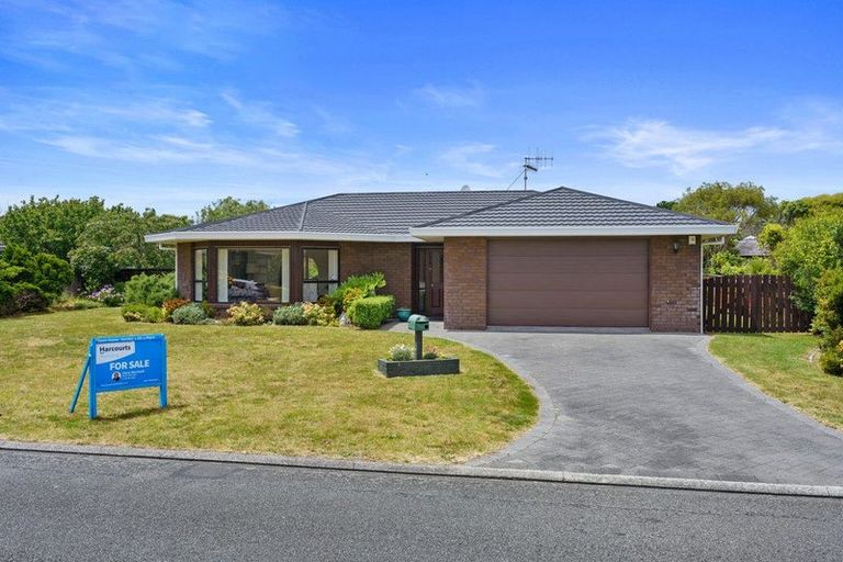 Photo of property in 12 Pinewood Grove, Paraparaumu Beach, Paraparaumu, 5032