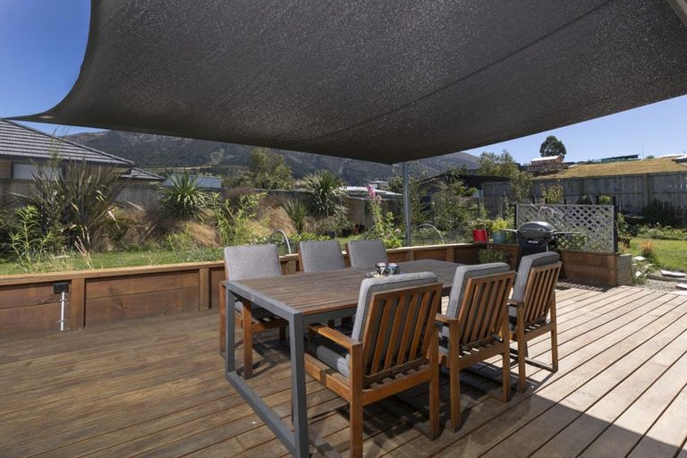 Photo of property in 35 Timsfield Drive, Lake Hawea, Wanaka, 9382