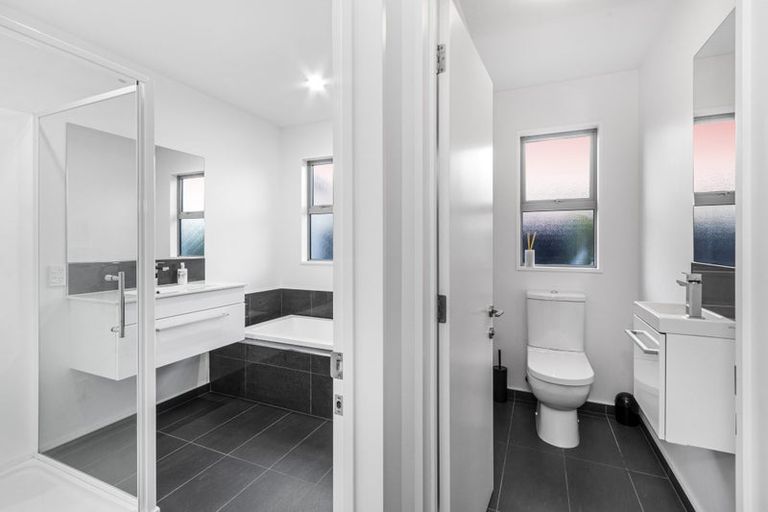 Photo of property in 5 Rawnsley Terrace, Wigram, Christchurch, 8042