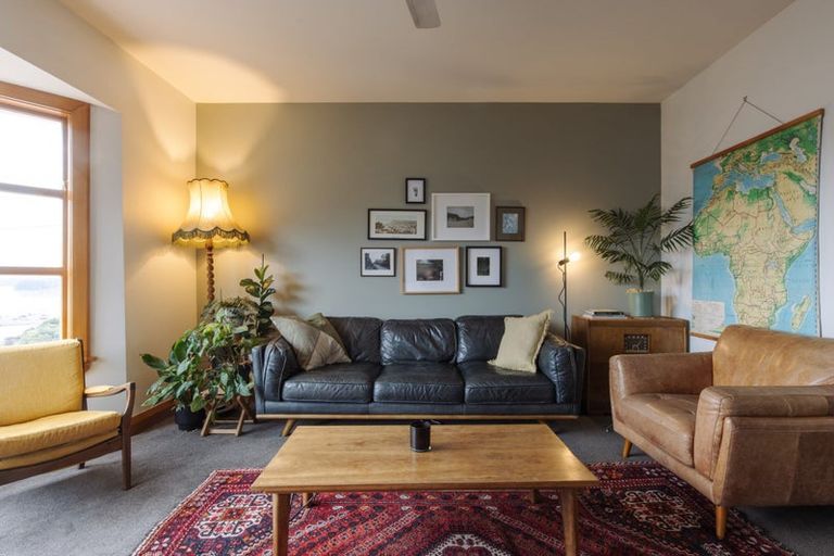 Photo of property in 2 Selwyn Road, Lyttelton, 8082