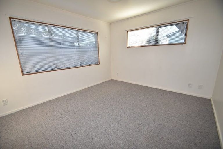 Photo of property in 2/118 Astley Avenue, New Lynn, Auckland, 0600