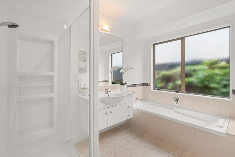 Photo of property in 11 Saint Kilda Place, Papamoa Beach, Papamoa, 3118