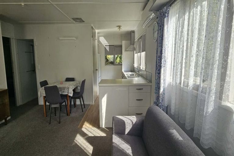 Photo of property in 91 Kanuka Road, Bombay, 2675
