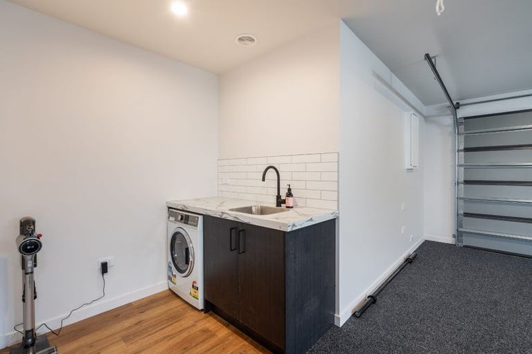 Photo of property in 2 Margate Street, Waihola, Milton, 9073