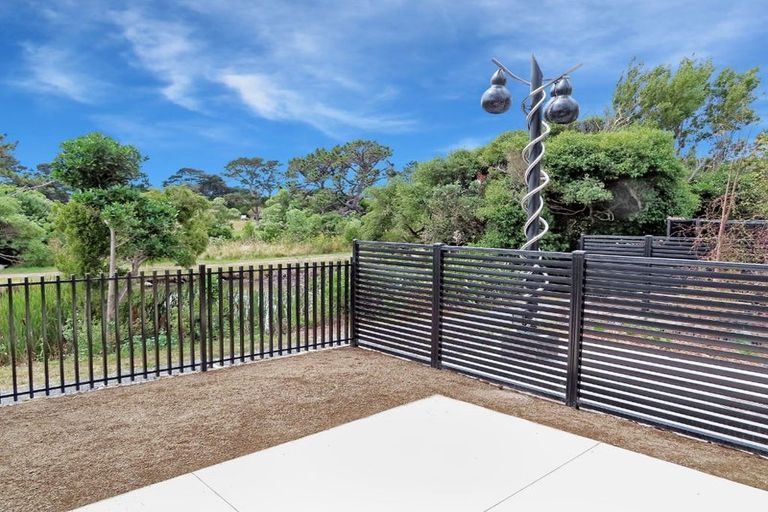 Photo of property in 35 Te Ara O Paetutu, Petone, Lower Hutt, 5012