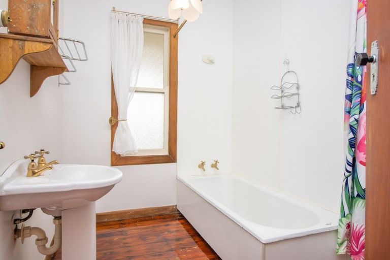 Photo of property in 161 Cambridge Road, Hillcrest, Hamilton, 3216