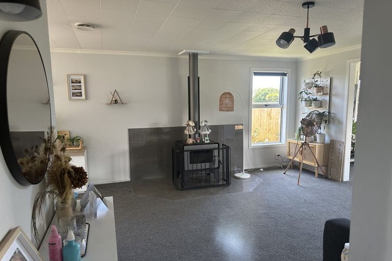 Photo of property in 31 Hutchins Street, Waitara, 4320