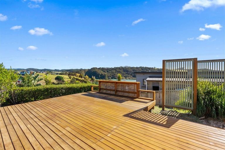 Photo of property in 5 Waterview Place, Haruru, 0204