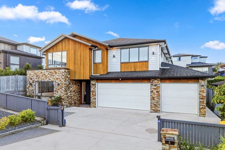 Photo of property in 5 Luff Place, Long Bay, Auckland, 0630