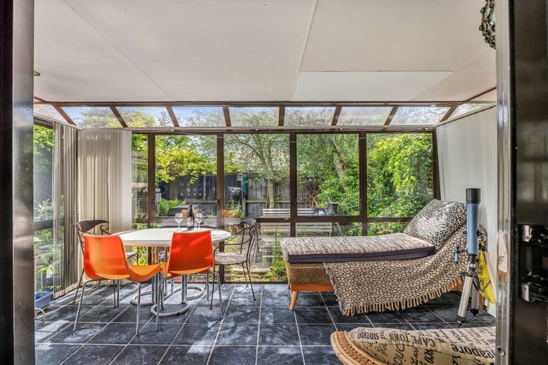 Photo of property in 2/56 Aorangi Road, Bryndwr, Christchurch, 8053