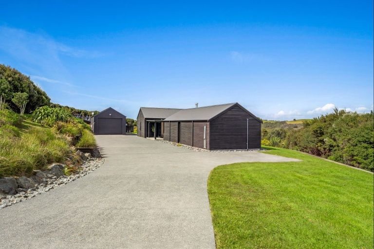 Photo of property in 79 Bishop Lane, Tawharanui Peninsula, Matakana, 0986