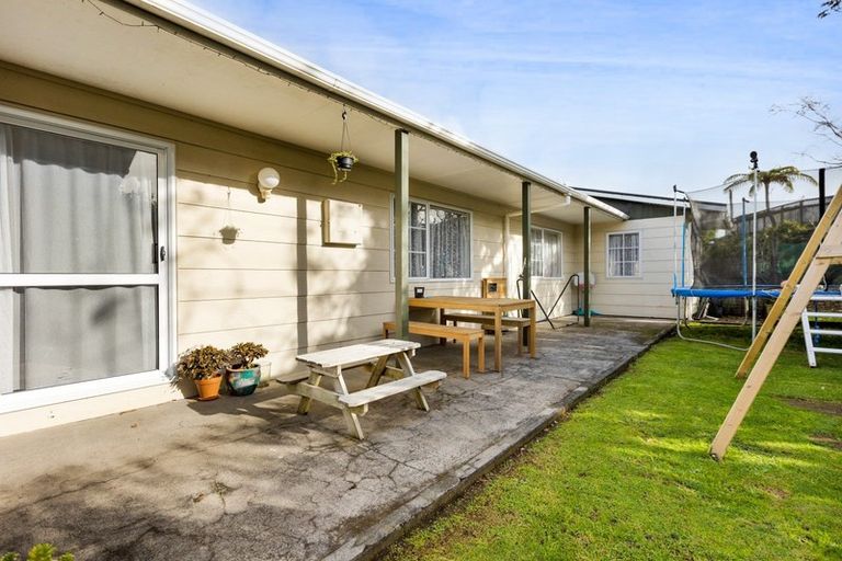 Photo of property in 9a Ballantrae Place, Highlands Park, New Plymouth, 4312