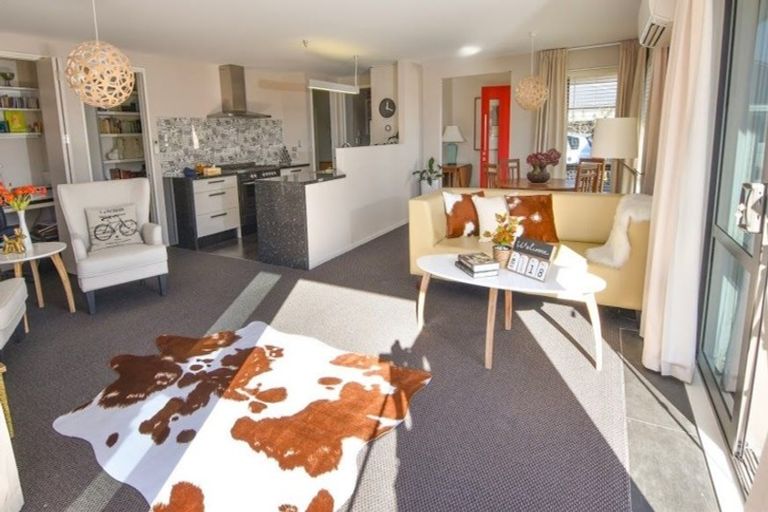 Photo of property in 21 Old Red Barn Road, Halswell, Christchurch, 8025