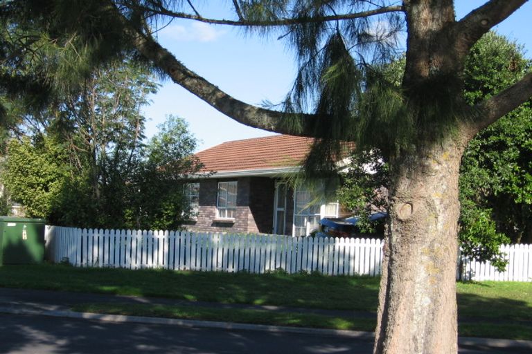 Photo of property in 31 Maygrove Drive, Orewa, 0931