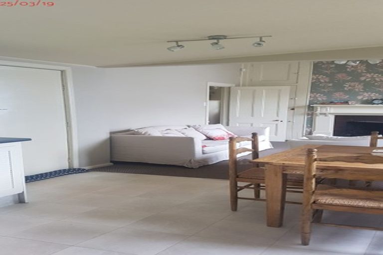 Photo of property in 24 Roslyn Terrace, West End, Timaru, 7910