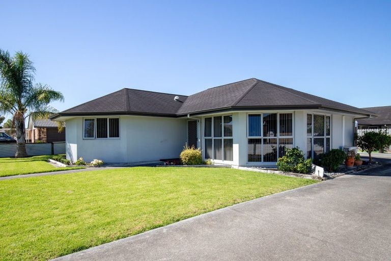 Photo of property in 27 Benner Drive, Ngatea, 3503