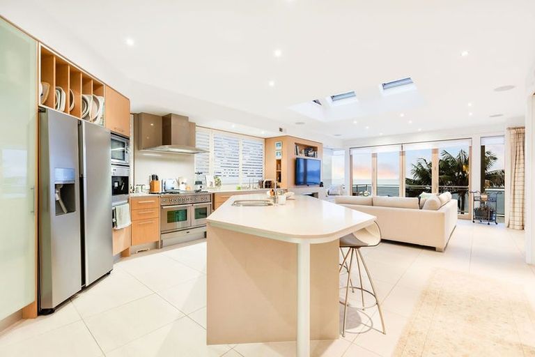 Photo of property in 28 Blomfield Spa, Takapuna, Auckland, 0622