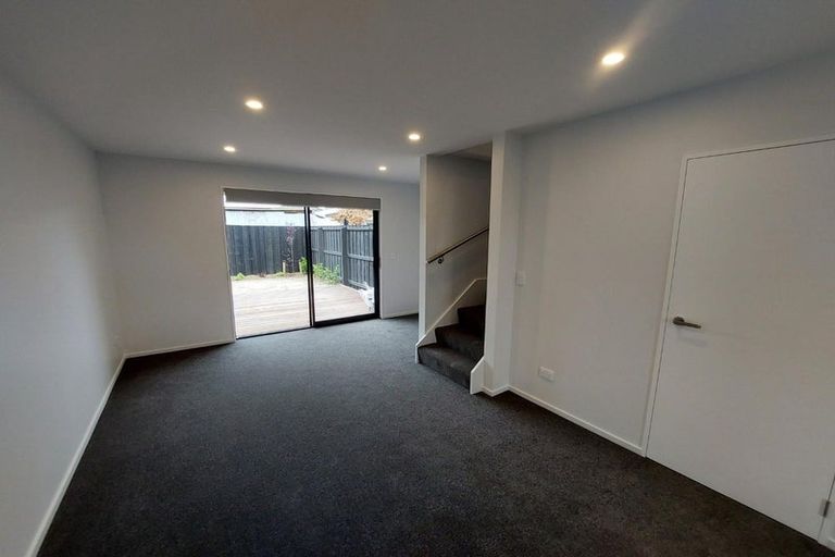 Photo of property in 2/26 Grassmere Street, Papanui, Christchurch, 8052