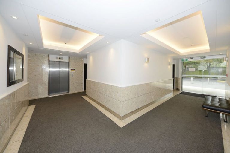 Photo of property in Gloucester Towers, 2/28 Gloucester Street, Christchurch Central, Christchurch, 8013