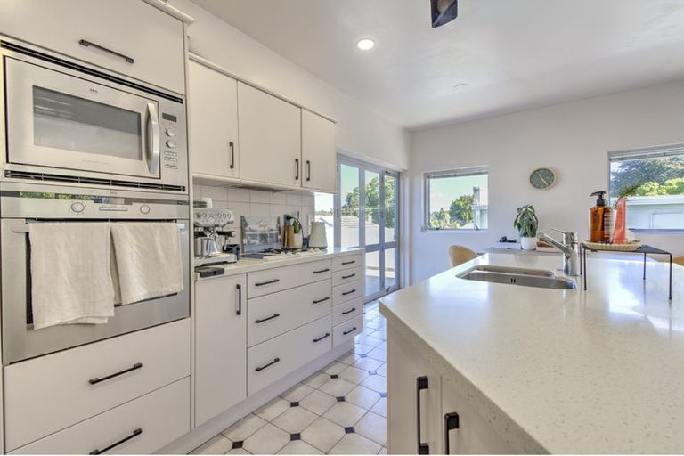 Photo of property in 450 River Road, Fairfield, Hamilton, 3214