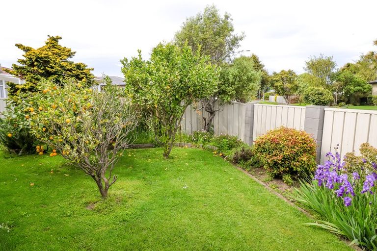 Photo of property in 9 Waterloo Crescent, Hokowhitu, Palmerston North, 4410
