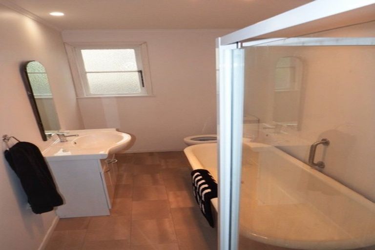 Photo of property in 7 Rangatira Road, Hunterville, 4730