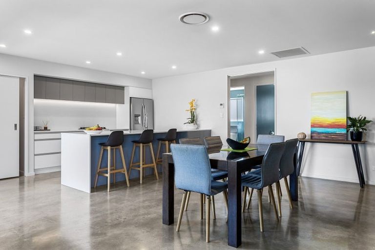 Photo of property in 2 Benjes Place, Woodend, 7610