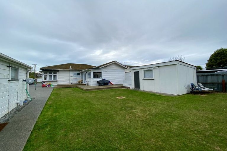 Photo of property in 57 Stapletons Road, Richmond, Christchurch, 8013