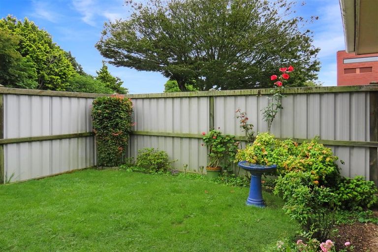 Photo of property in 84 Ranolf Street, Victoria, Rotorua, 3010