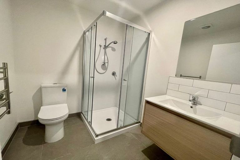 Photo of property in 16 Whai Hua Lane, Mangere Bridge, Auckland, 2022