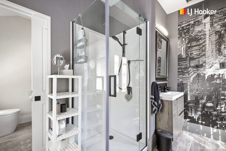 Photo of property in 35 Allandale Road, Saint Clair, Dunedin, 9012