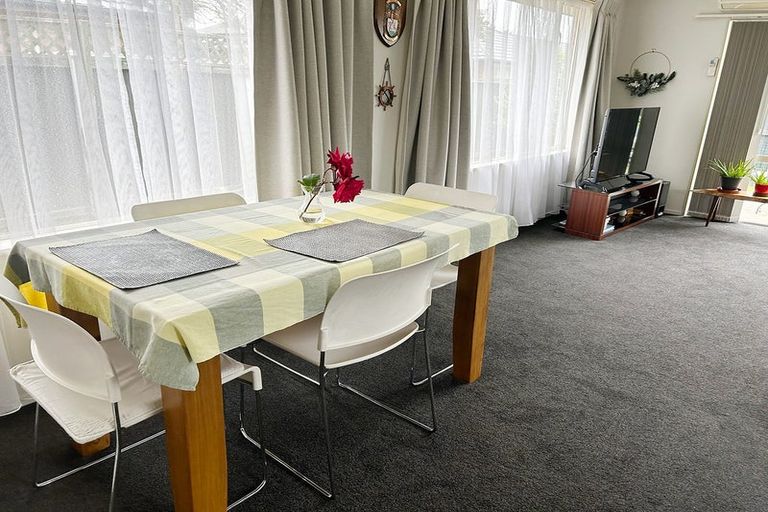 Photo of property in 2/76 Tennyson Street, Sydenham, Christchurch, 8023