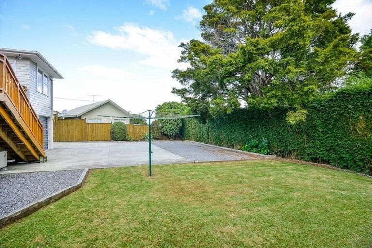 Photo of property in 36 Edgeworth Road, Glenfield, Auckland, 0629