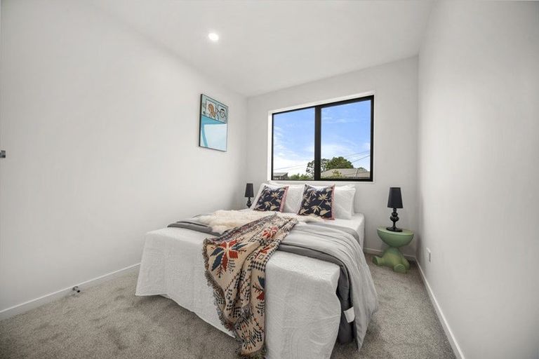 Photo of property in 21c Hillcrest Avenue, Hillcrest, Auckland, 0627